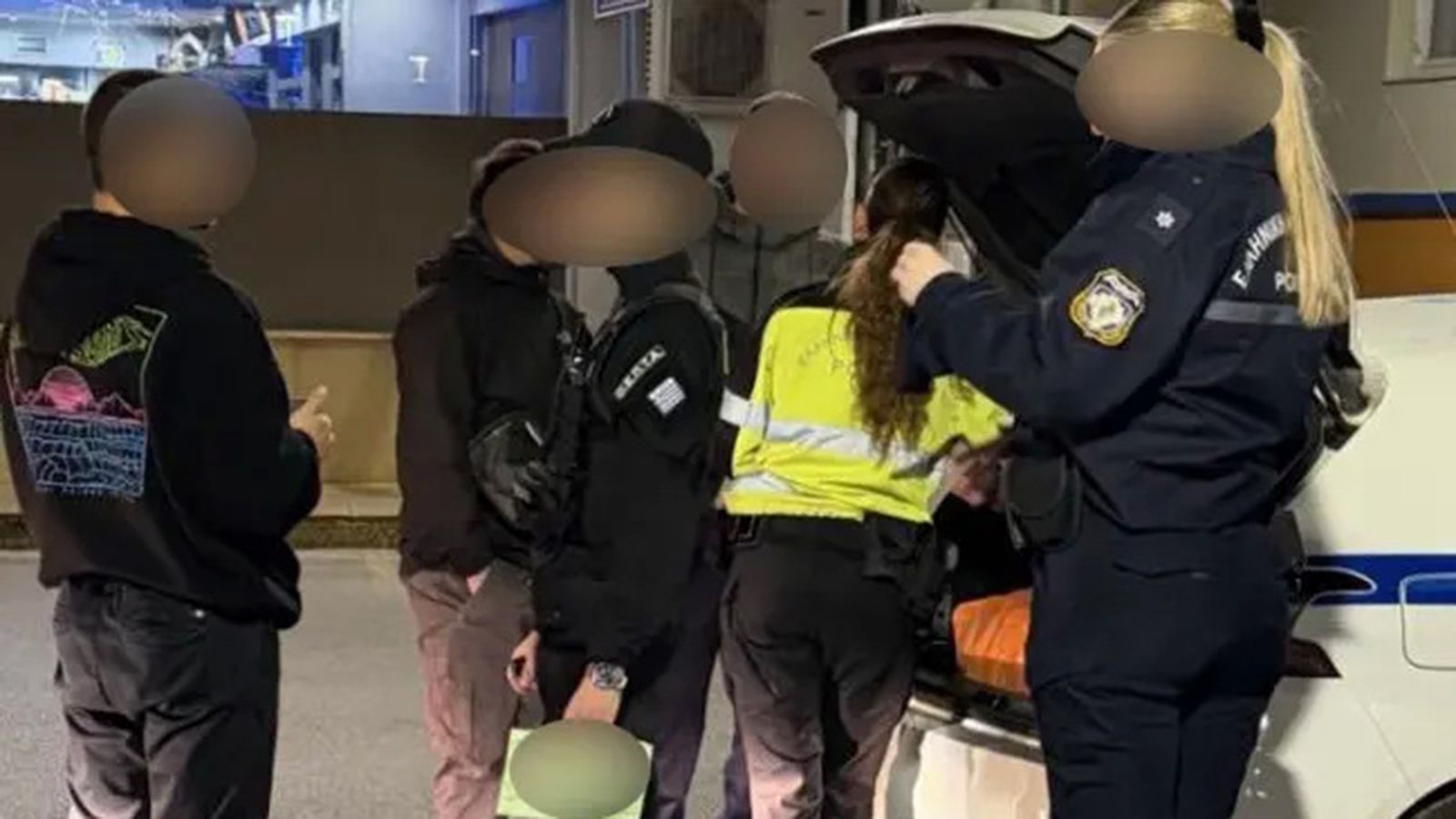 Σαρωτικοί έλεγχοι στη Δ. Αττική από την Τροχαία - «Σήκωσε» οχήματα 